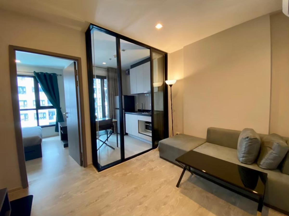 The Base By Fantasea Beach Apartment Pattaya Exterior photo