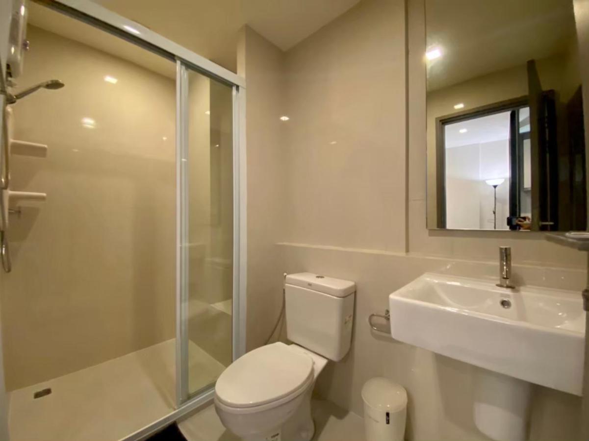 The Base By Fantasea Beach Apartment Pattaya Exterior photo