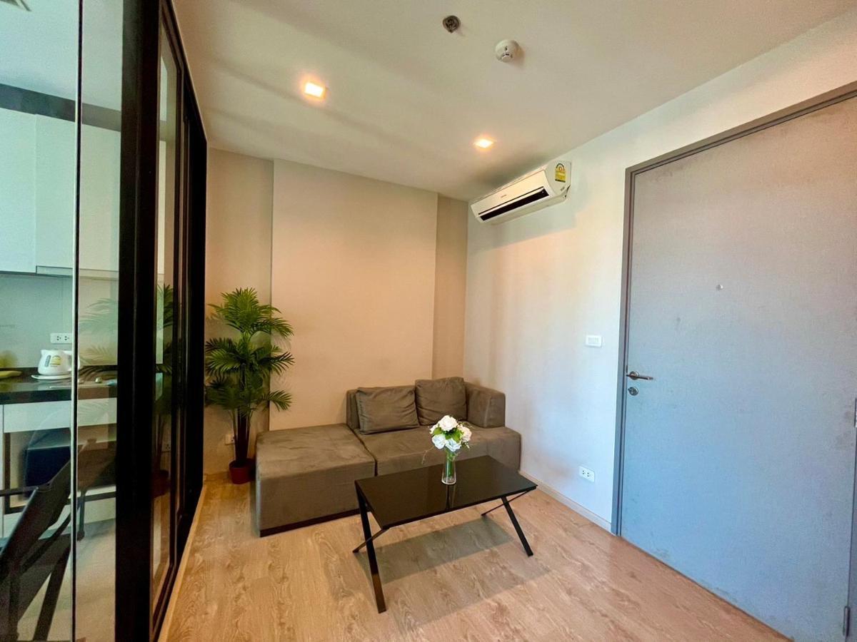 The Base By Fantasea Beach Apartment Pattaya Exterior photo