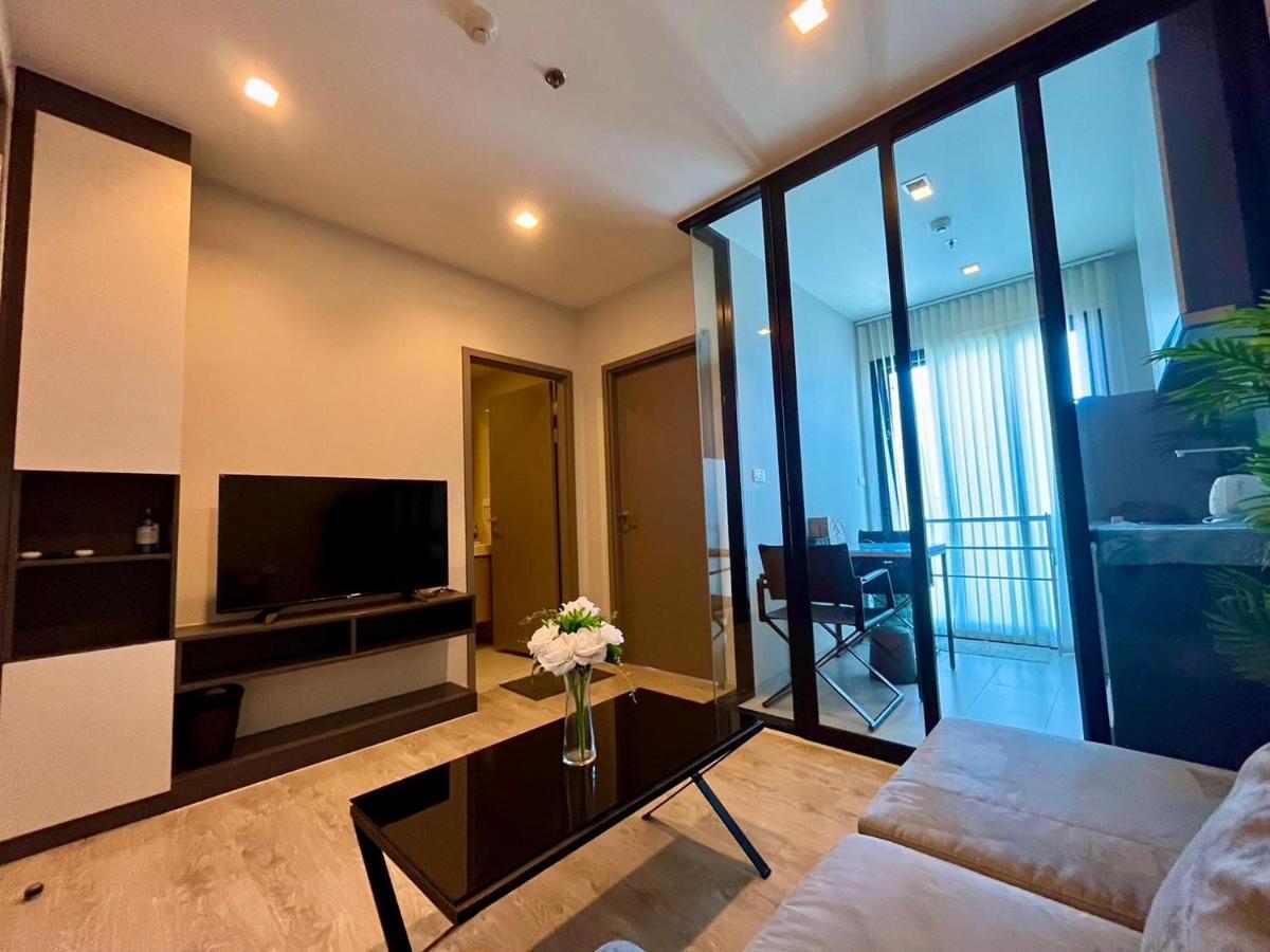 The Base By Fantasea Beach Apartment Pattaya Exterior photo