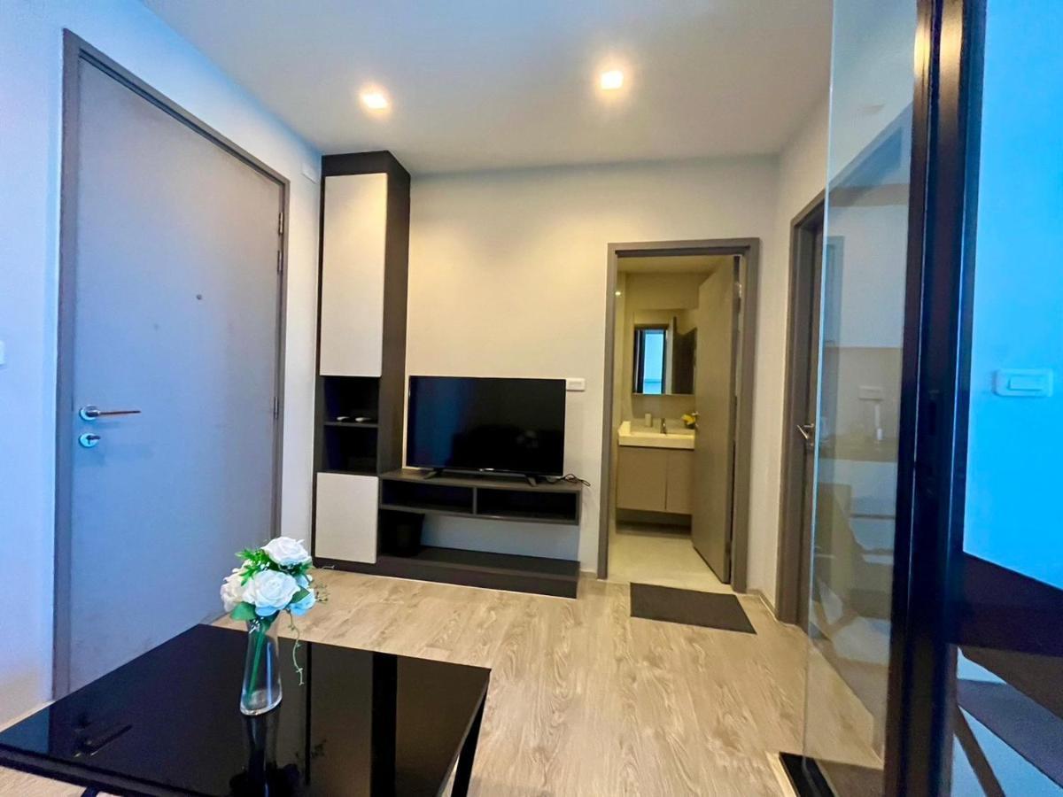 The Base By Fantasea Beach Apartment Pattaya Exterior photo