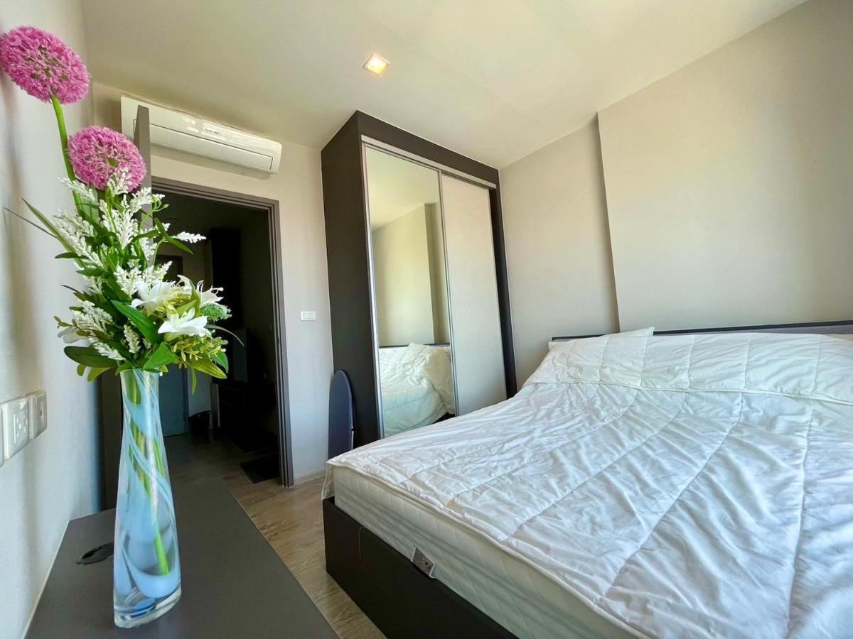 The Base By Fantasea Beach Apartment Pattaya Exterior photo