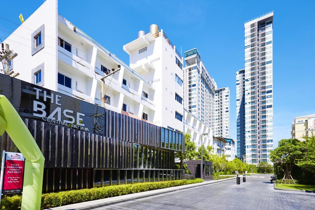 The Base By Fantasea Beach Apartment Pattaya Exterior photo